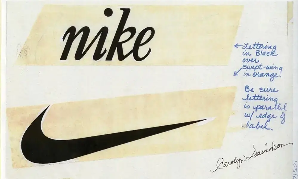 Rascunho dos desenhos da logo da Nike.