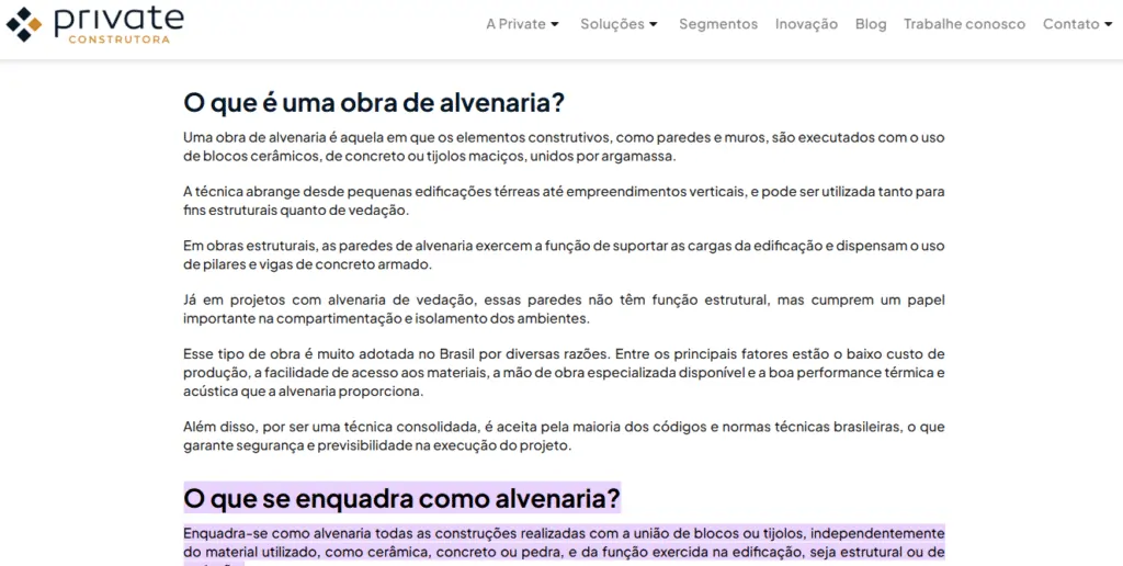 Foto de tela de artigo na área da arquitetura do tipo FAQ, com perguntas e respostas.